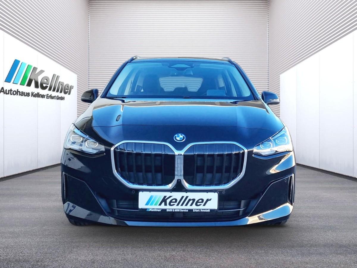 BMW 230 Active Tourer  e xDr. AHK+360°+Head-Up+ad. 