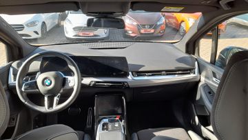 BMW 218 - 11