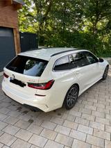 BMW 320i Touring M Sport Auto M Sport - BMW 320 Gebrauchtwagen in Augsburg