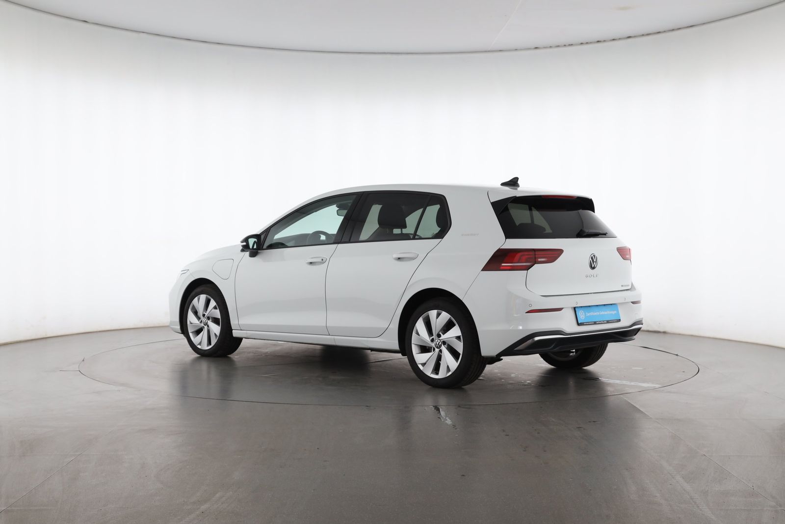 Volkswagen Golf VIII 1.5 TSI DSG eHybrid Energy AHK foto 4