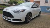 Ford Focus 2,0 EB ST Leder-Sport-Paket Turnier ST - Ford Focus aus 2013: ST