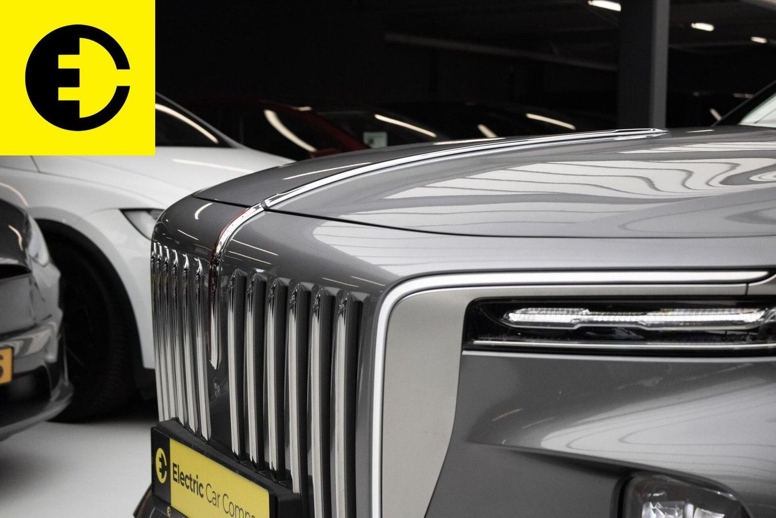 Hongqi E-HS9 99 KWH EXCLUSIVE | SOH 99,4% | Stoelverkoe imagem 2