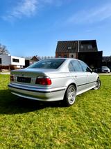 BMW 540i 540i - silberne BMW 540