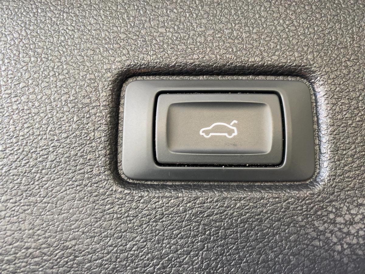 Audi Q7 3.0 TDI Quattro S-Line+Navi+Matrix+Ahk+Kamera