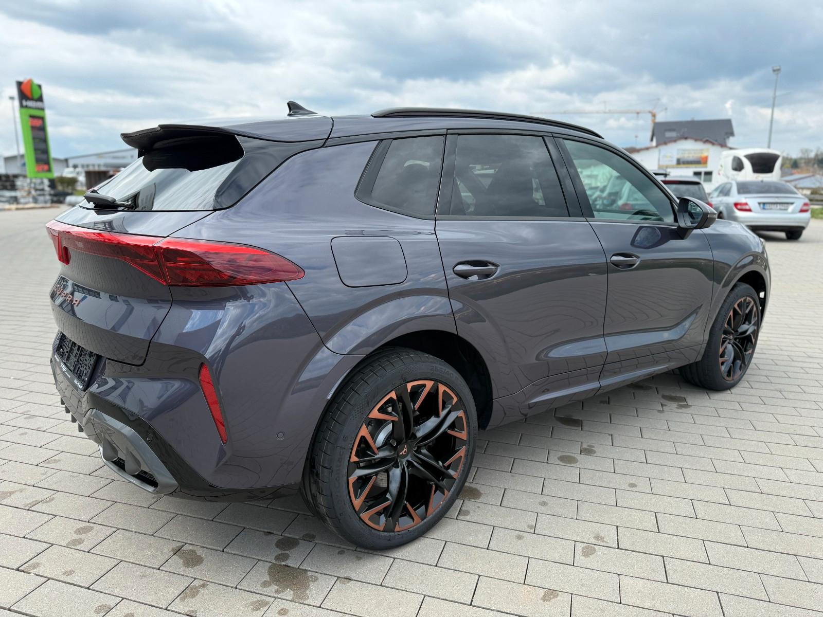 Cupra Terramar VZ 2.0 TSI DSG+STANDHEIZUNG+AHK+PANO