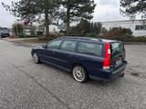 Volvo V70 Kombi 2.4 D Kinetic - Volvo V70 mit Diesel-Antrieb: 2.4