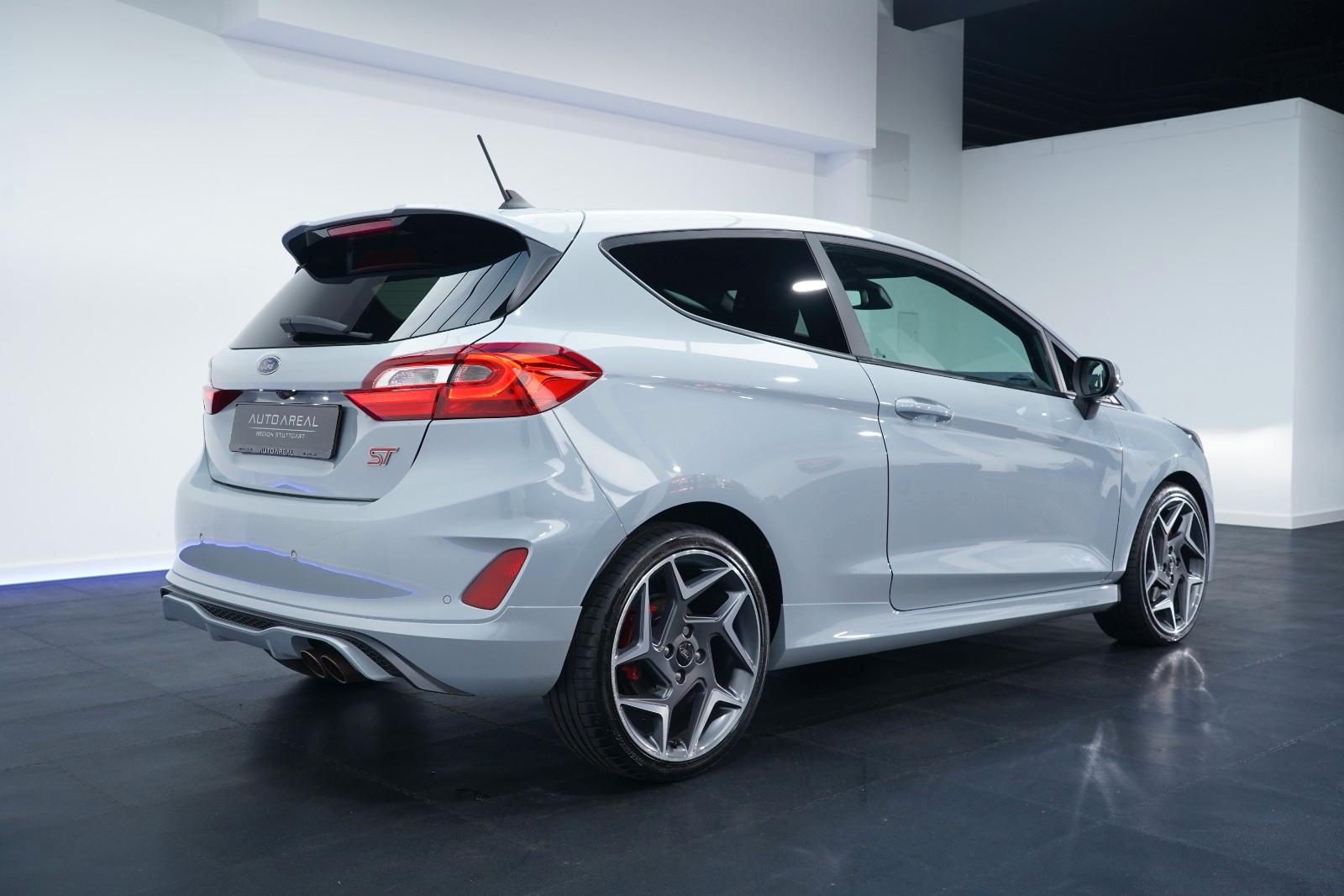 Ford Fiesta ST 1.5l EcoBoost B&O/RECA/PERF-PAK/SPUR