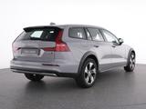Volvo V60 Cross Country B4 AWD PLUS AHK+WINTERPAK - gebrauchte Kombis in Flensburg