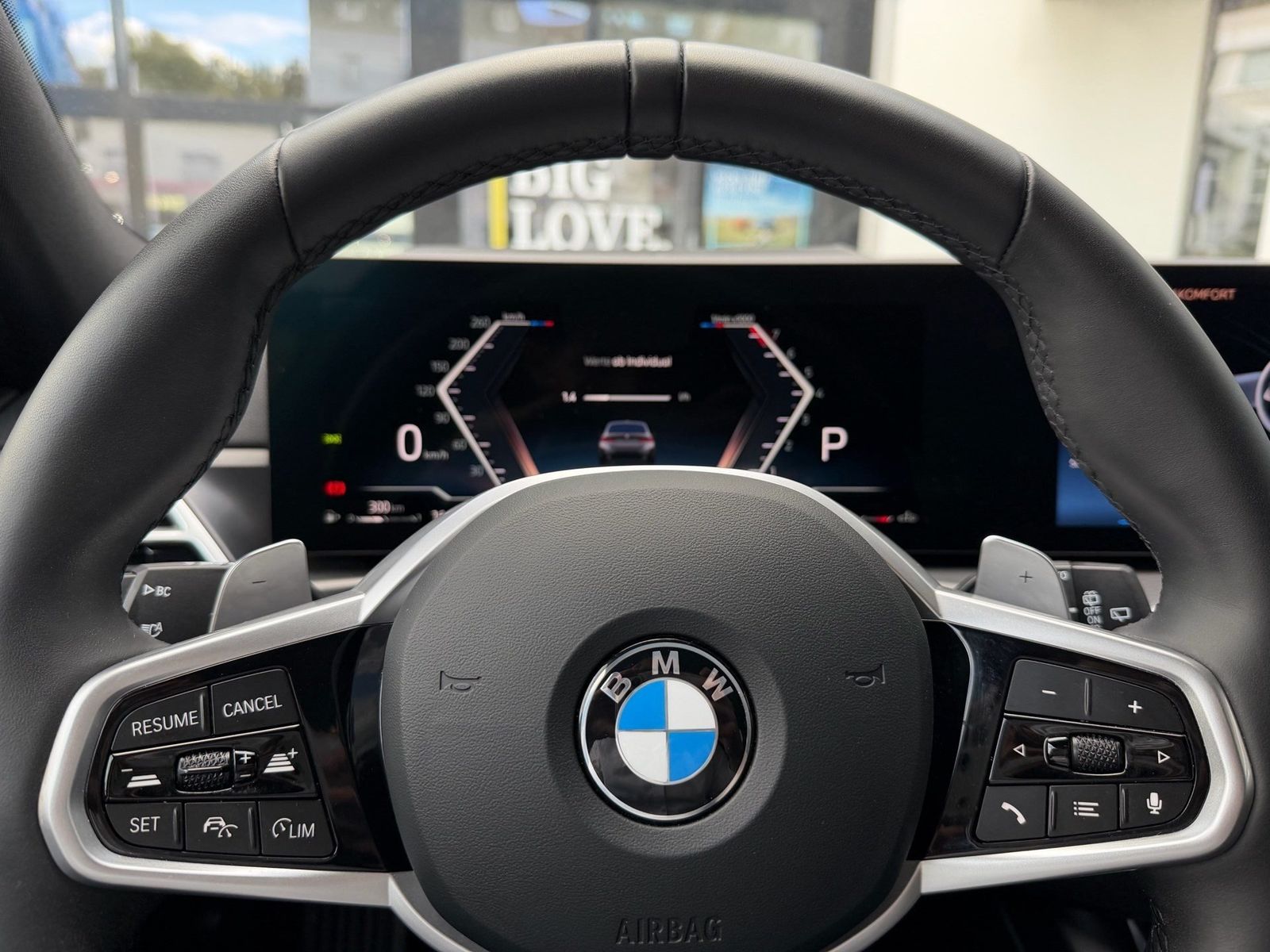 BMW 330 - Bild 12