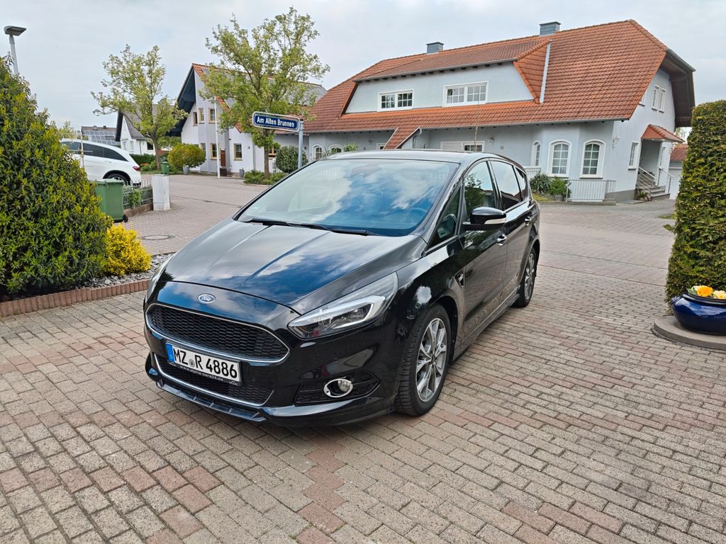 Image of Ford S-Max