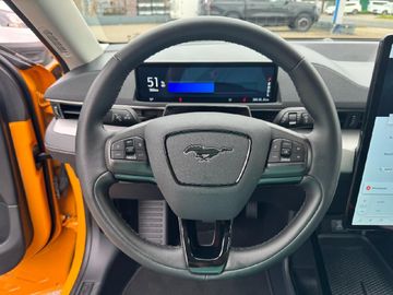 Ford Mustang Mach-E Basis Bang & Olufsen
