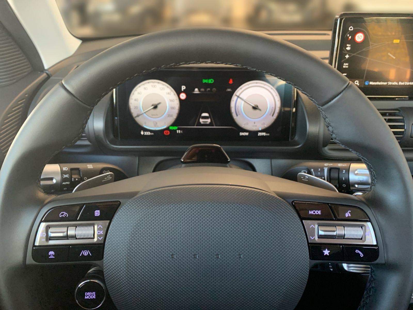 Fahrzeugabbildung Hyundai INSTER Select Elektro 49 kWh sofort verfügbar