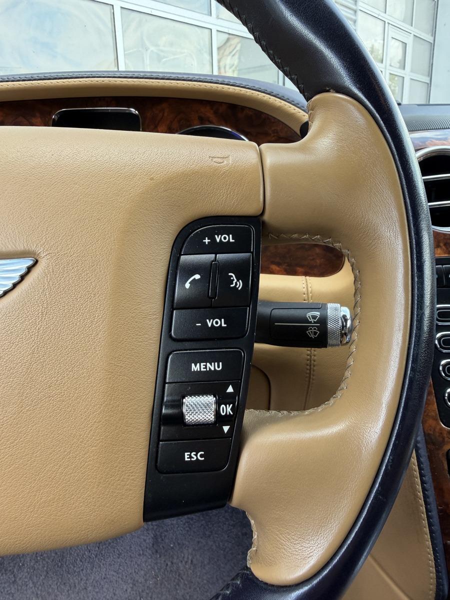 Bentley Continental Flying Spur W12 ACC/ 1 Hand