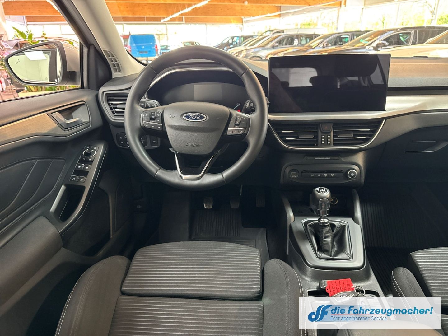 Fahrzeugabbildung Ford Focus Turnier Titanium 1.5 EcoBlue *Facelift*