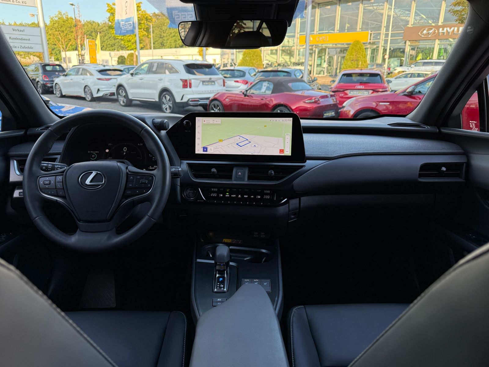 Fahrzeugabbildung Lexus UX 300 h F Sport Design LED NAV ACC RFK SHZ