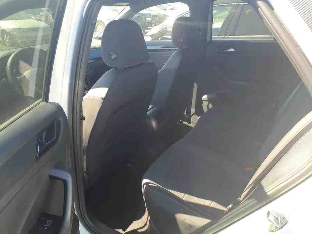 Volkswagen T-Roc - Bild 9
