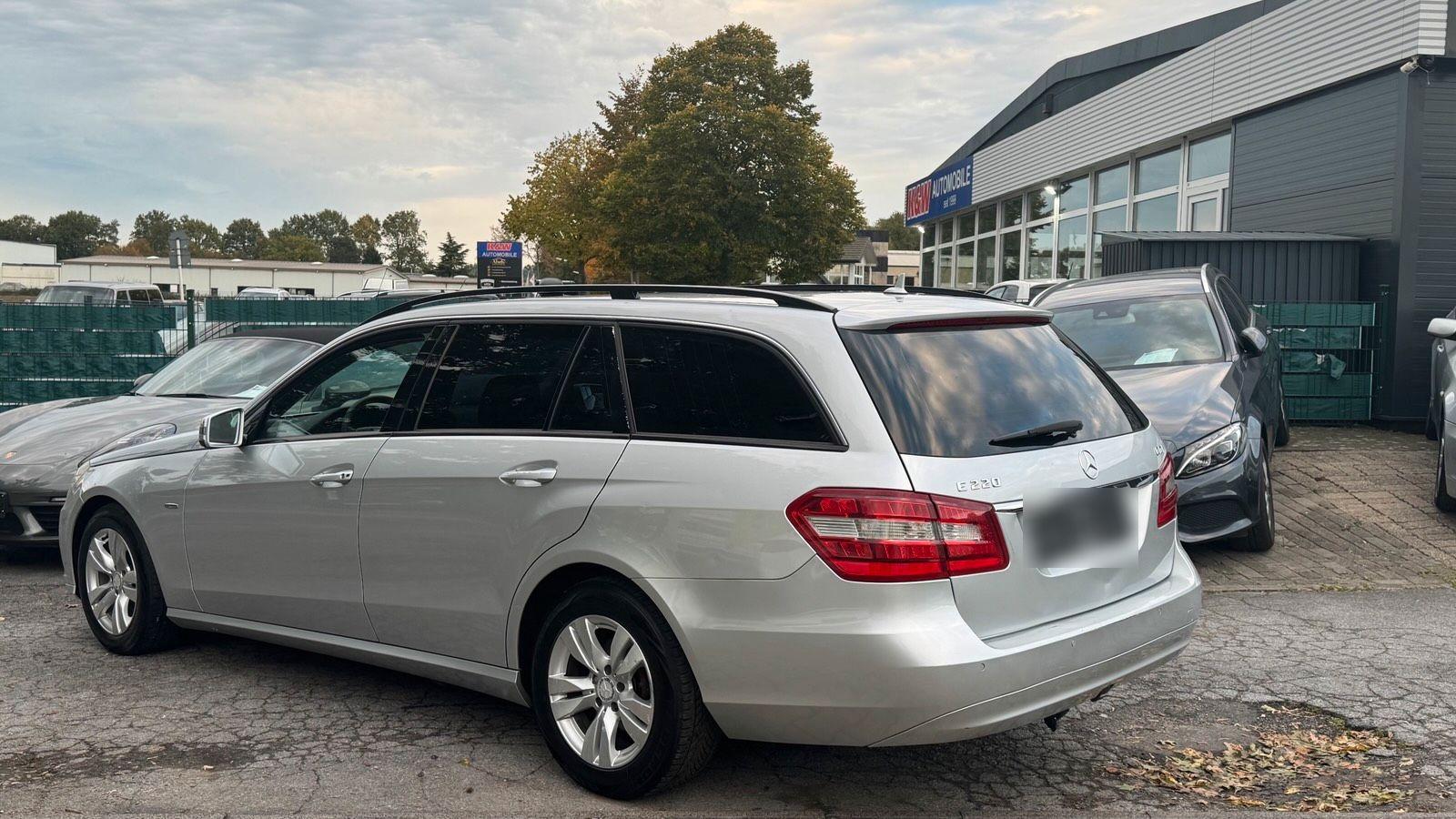 Mercedes-Benz E220 2010 — photo 6
