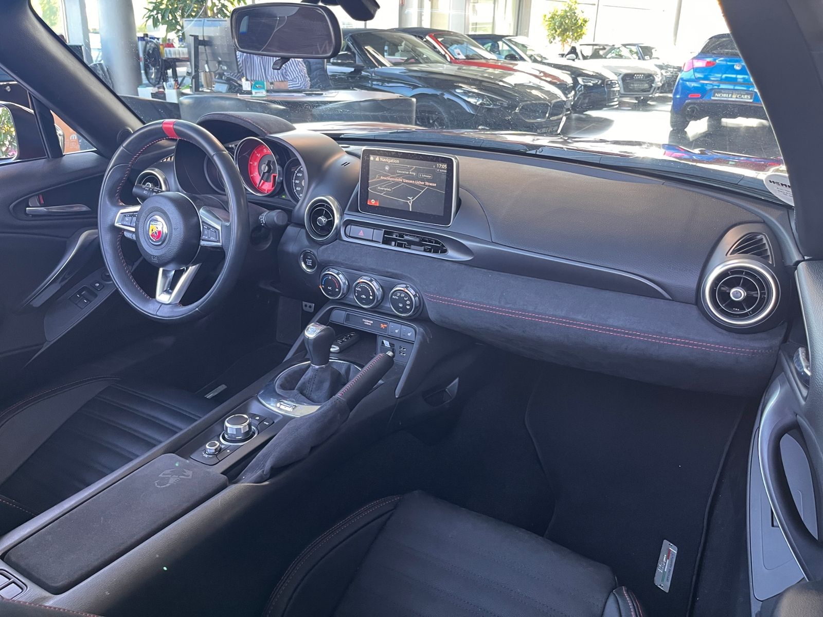 Fahrzeugabbildung Abarth 124 Spider Turismo LED BOSE NAVI