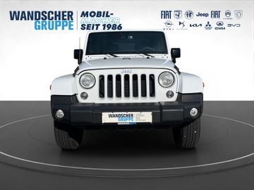 Jeep Wrangler 2.8 CRD Sahara AHK+SHZ+LM+Leder+Tempoma