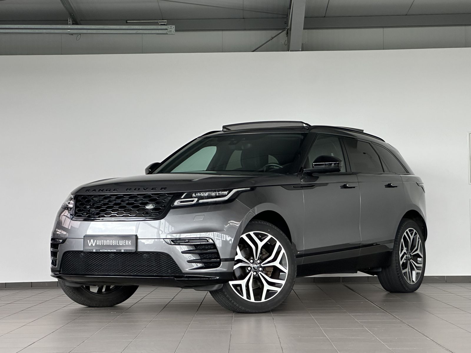 Land Rover Range Rover Velar R-Dynamic