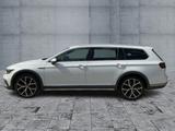 Volkswagen Passat Alltrack 2.0 TDI 4M DSG IQ.LIGHT+NAV+PANO - gebrauchte VW Passat Alltrack aus dem Jahr 2023
