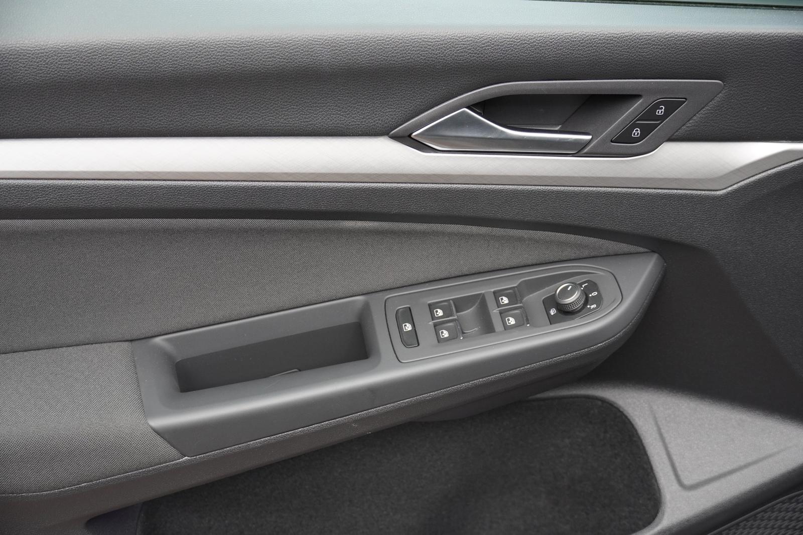 Volkswagen Golf VIII 1.5 TSI Life LED ACC Spurhalte, миниатюра 25