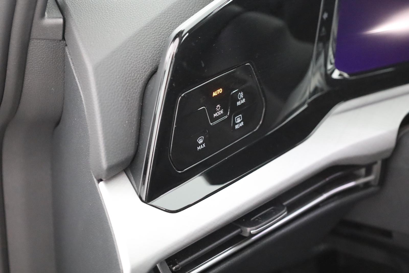Volkswagen Golf VIII Variant 1.0 TSI Life LED Navi Kamera, миниатюра 20