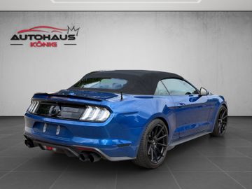 Ford Mustang - 5