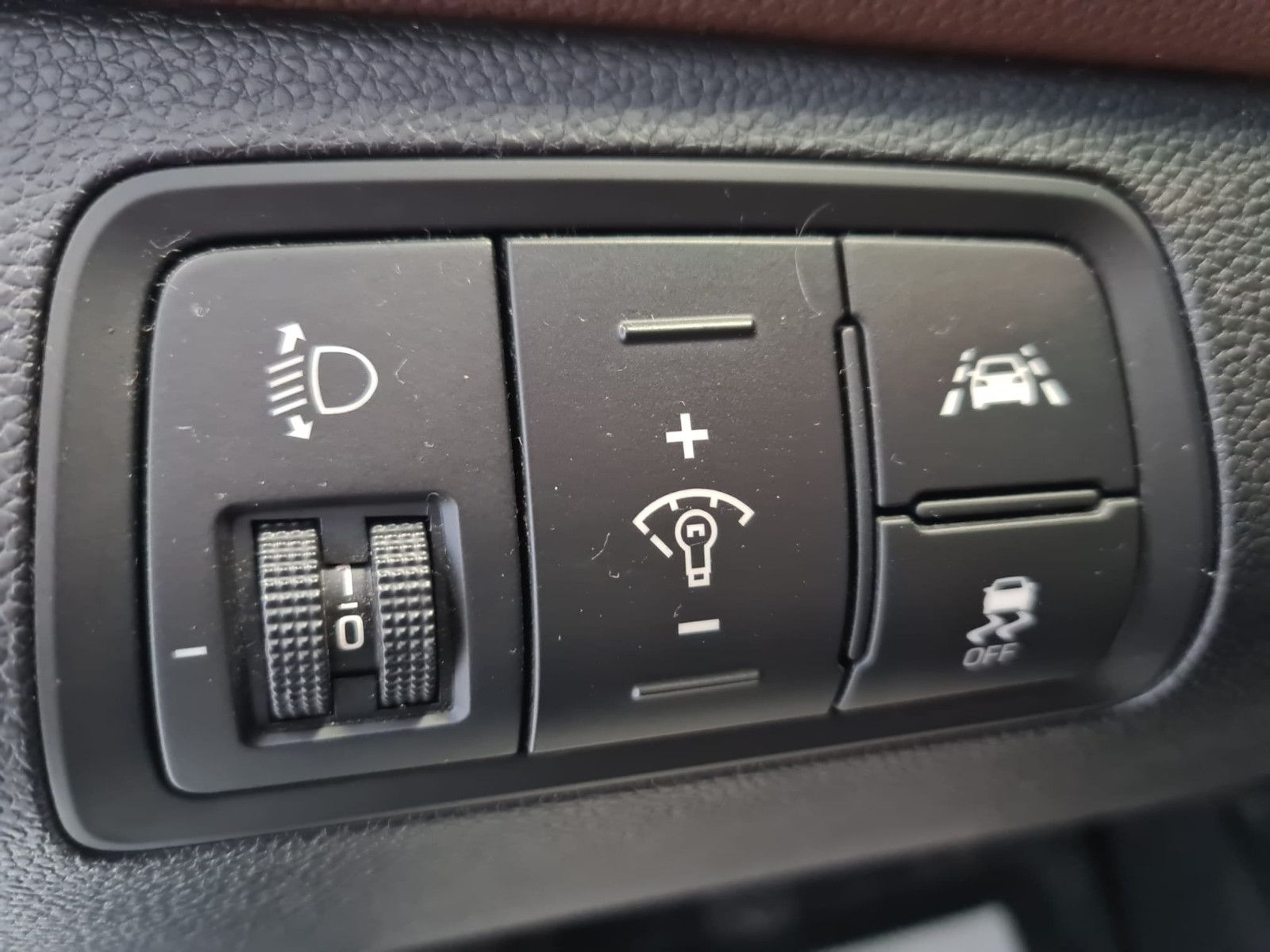 Fahrzeugabbildung Hyundai i20 Style / KLIMA / PANORAMADACH/GARANTIE