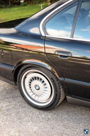 صورة مصغرة 21 لـ 1990 BMW M5