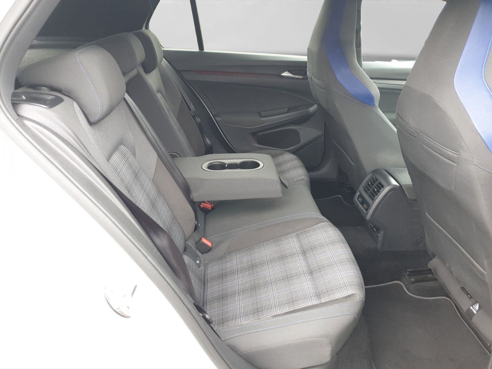 Volkswagen Golf - Bild 7