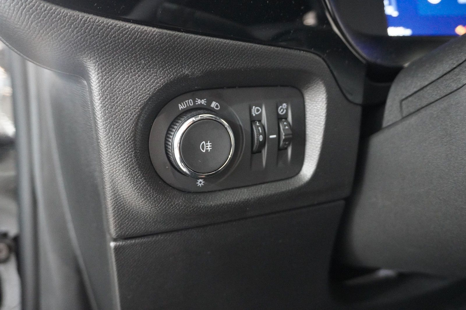 Fahrzeugabbildung Opel Corsa F 1.2T GS SPORT NAVI/LED/KAMERA/SPORT/DAB+