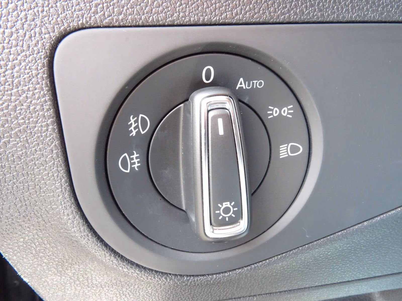 Volkswagen Tiguan Highline 4Motion LED NAVI PANO PDC ACC