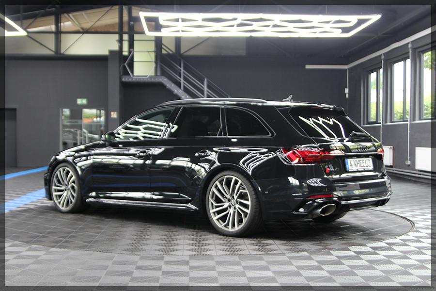 Audi RS4 2.9 TFSI tiptronic quattro Avant PDC / NAVI