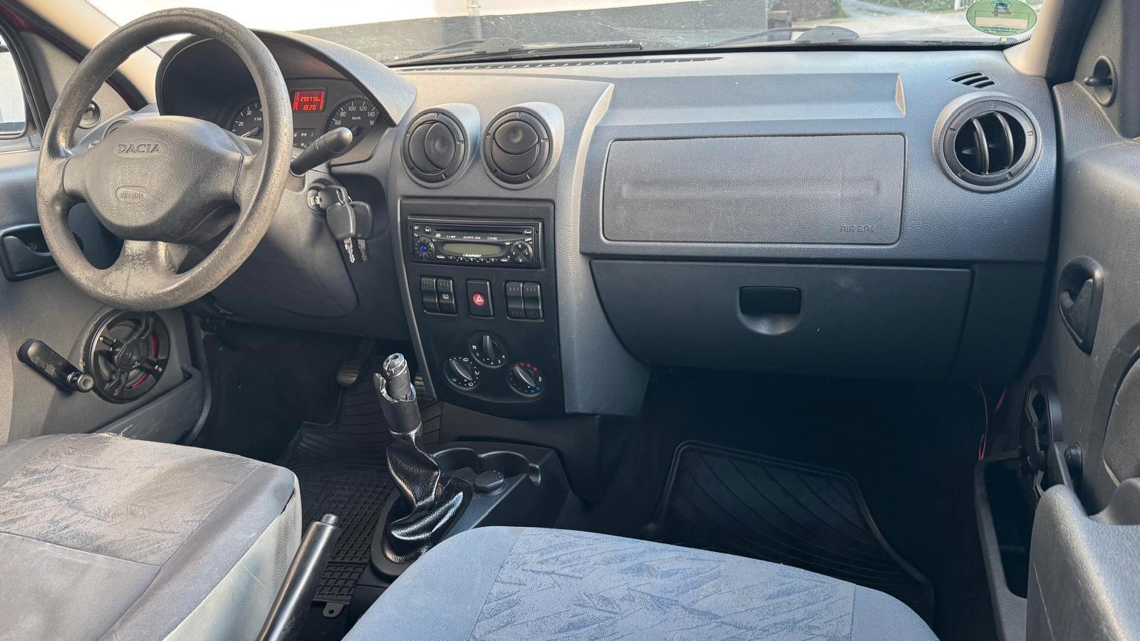 Dacia Logan 2010 — photo 21