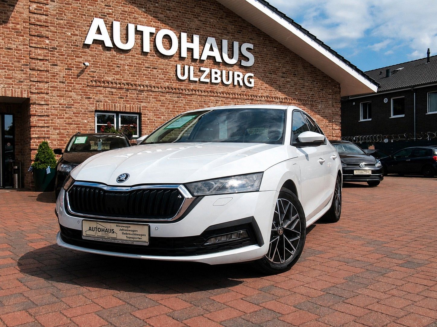 Skoda Octavia Lim. Ambition iV DSG/Navi/LED/Kamera/LMF imagem 3
