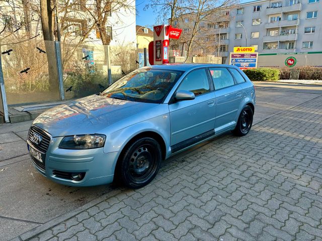 Audi A3 Sportback 1.6 Attraction