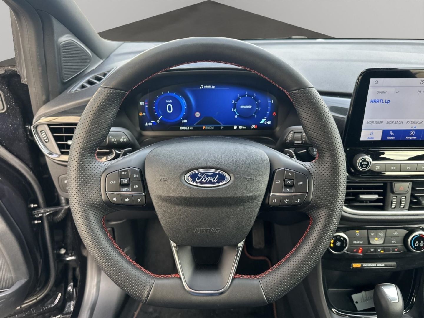 Fahrzeugabbildung Ford Puma ST-Line Navi LED DAB SHZ LenkradHZG Keyless