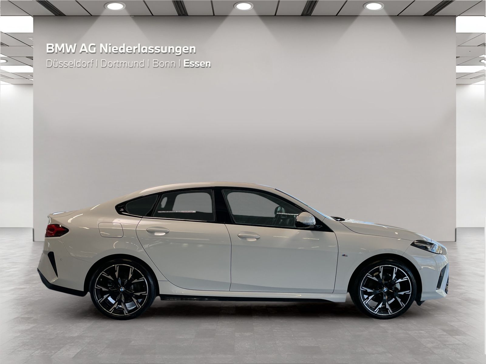 BMW 220 - Bild 7