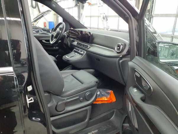 Fahrzeugabbildung Mercedes-Benz V 300 d AVG extralang 4x4 7 Sitze 2,5t AHK Sound