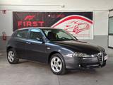 Alfa Romeo 147 1.9 JTD M-JET 16V 5 porte Dist. - Alfa Romeo 147 mit Diesel-Antrieb