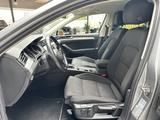 Volkswagen Passat 2.0TDI DSG 190PS Navi Led SHZACC - Volkswagen Passat: TDI 2l