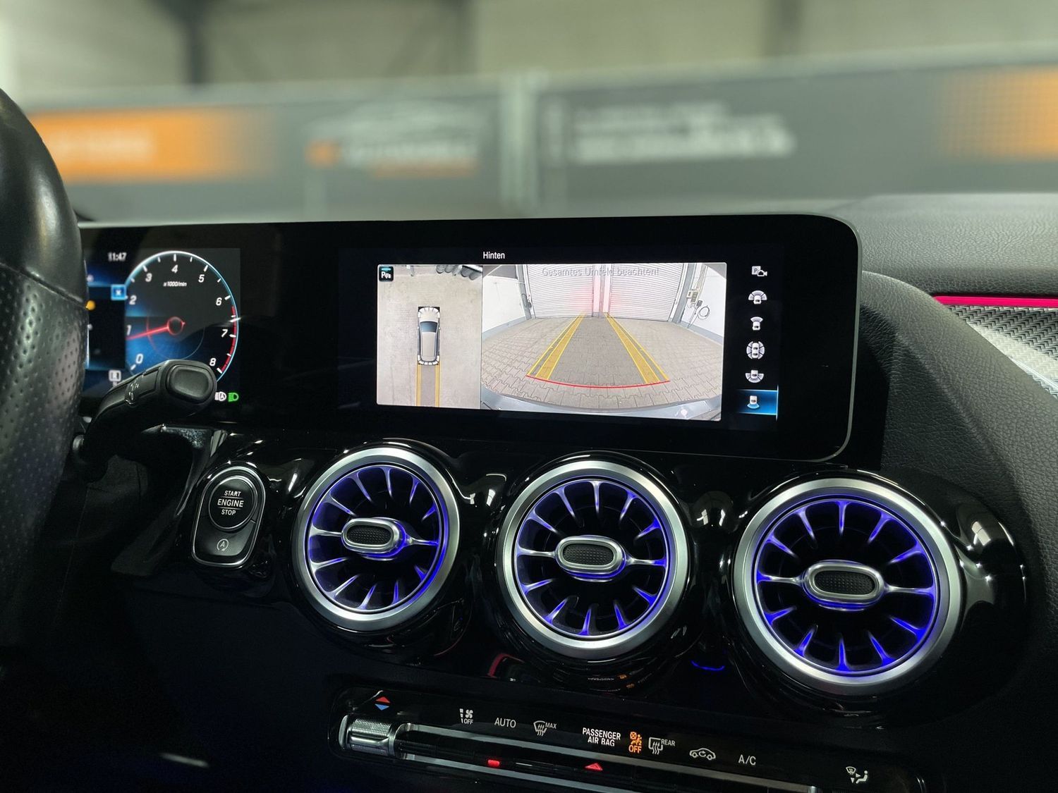 Fahrzeugabbildung Mercedes-Benz B 200 AMG Line #360°#Night#LED#Digital#MBUX#Pano