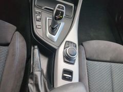 BMW 2 Cabrio 220 i M Sport