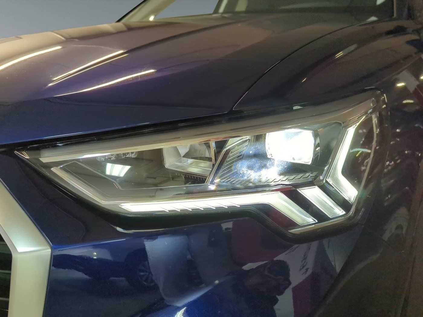 Audi Q3 45 TFSIe S-tronic S line LED NAVI PANO KLIMA foto 23