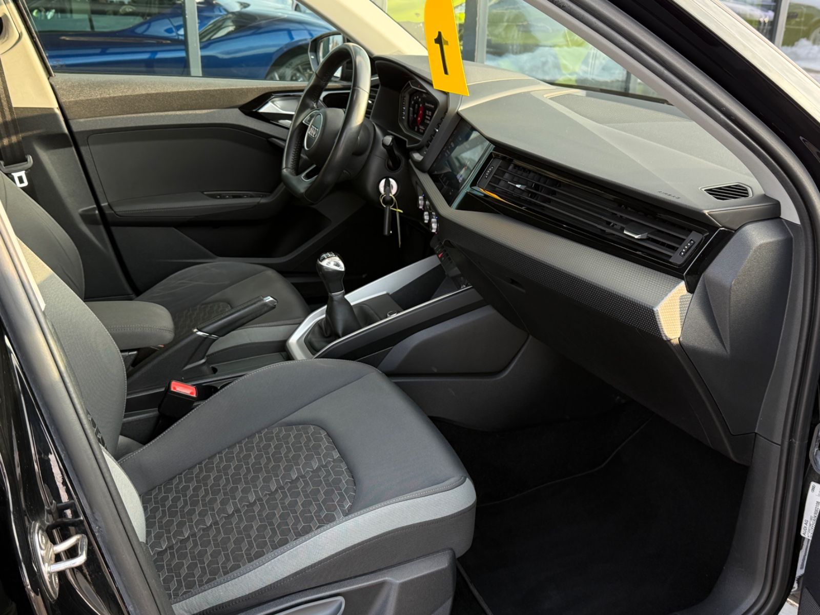 A1 Sportback 30 TFSI advanced Virtual Matrix