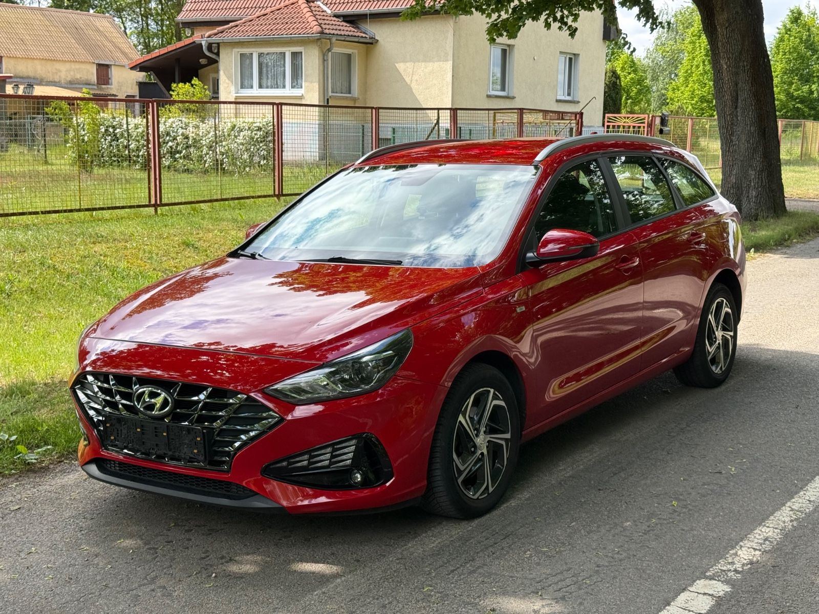 HYUNDAI i30