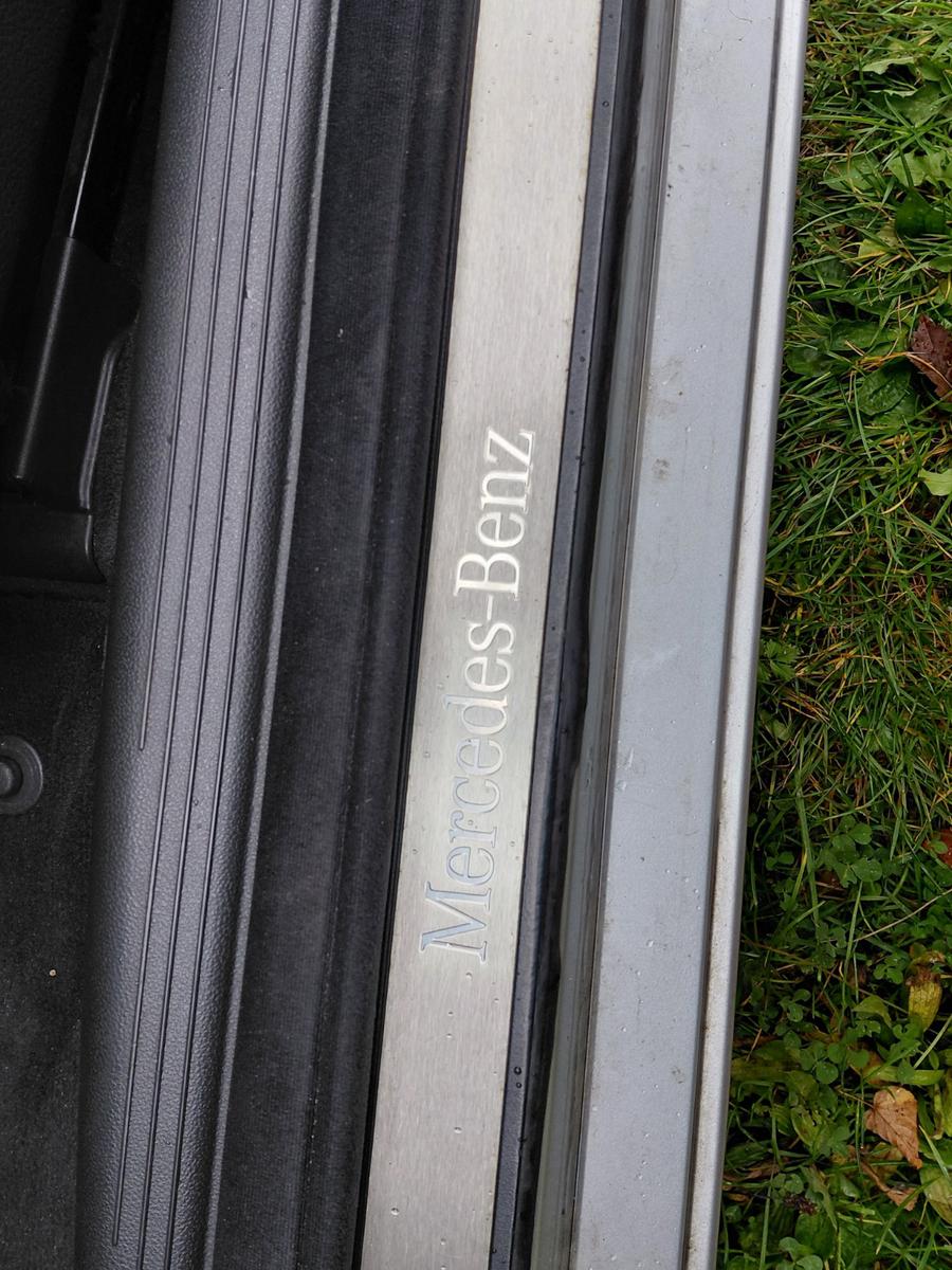 Mercedes-Benz 220 2006 — photo 10