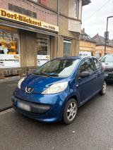 Peugeot 107 1.0 Benzin - Peugeot 107 Gebrauchtwagen in Duisburg
