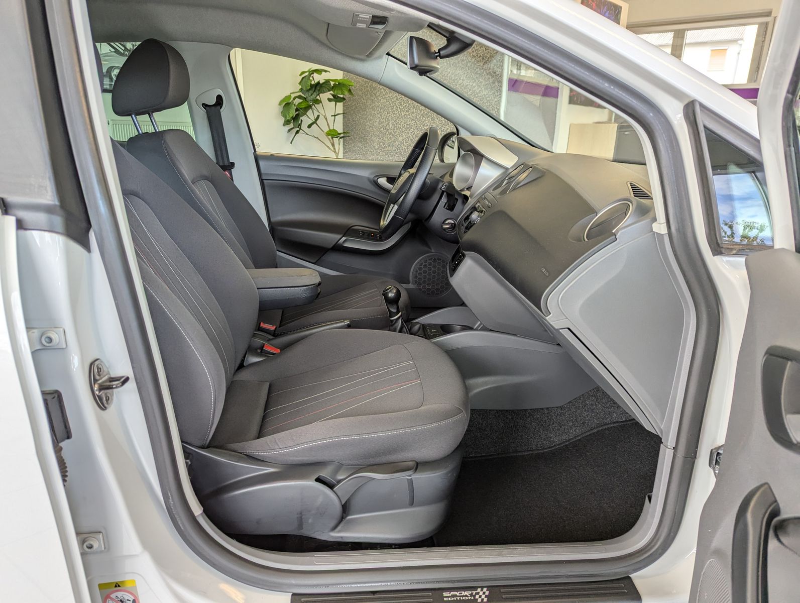 SEAT Ibiza 1.2 TSI Copa Winter-Paket Sitzheizung PDC - Image 14